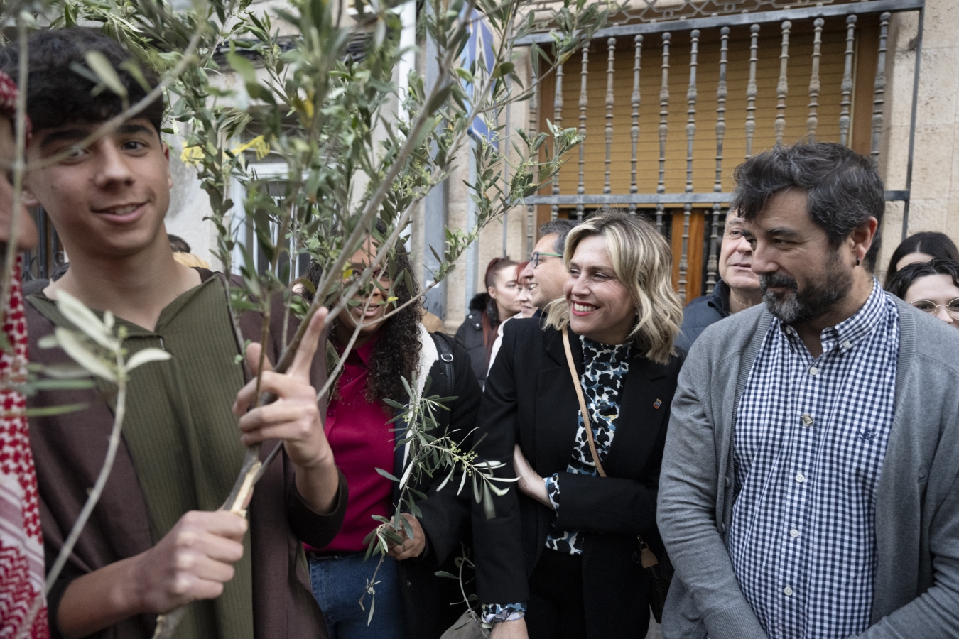 Marta Barrachina ensalza en Borriol la singularidad, fe y belleza de la representación de La Pasión