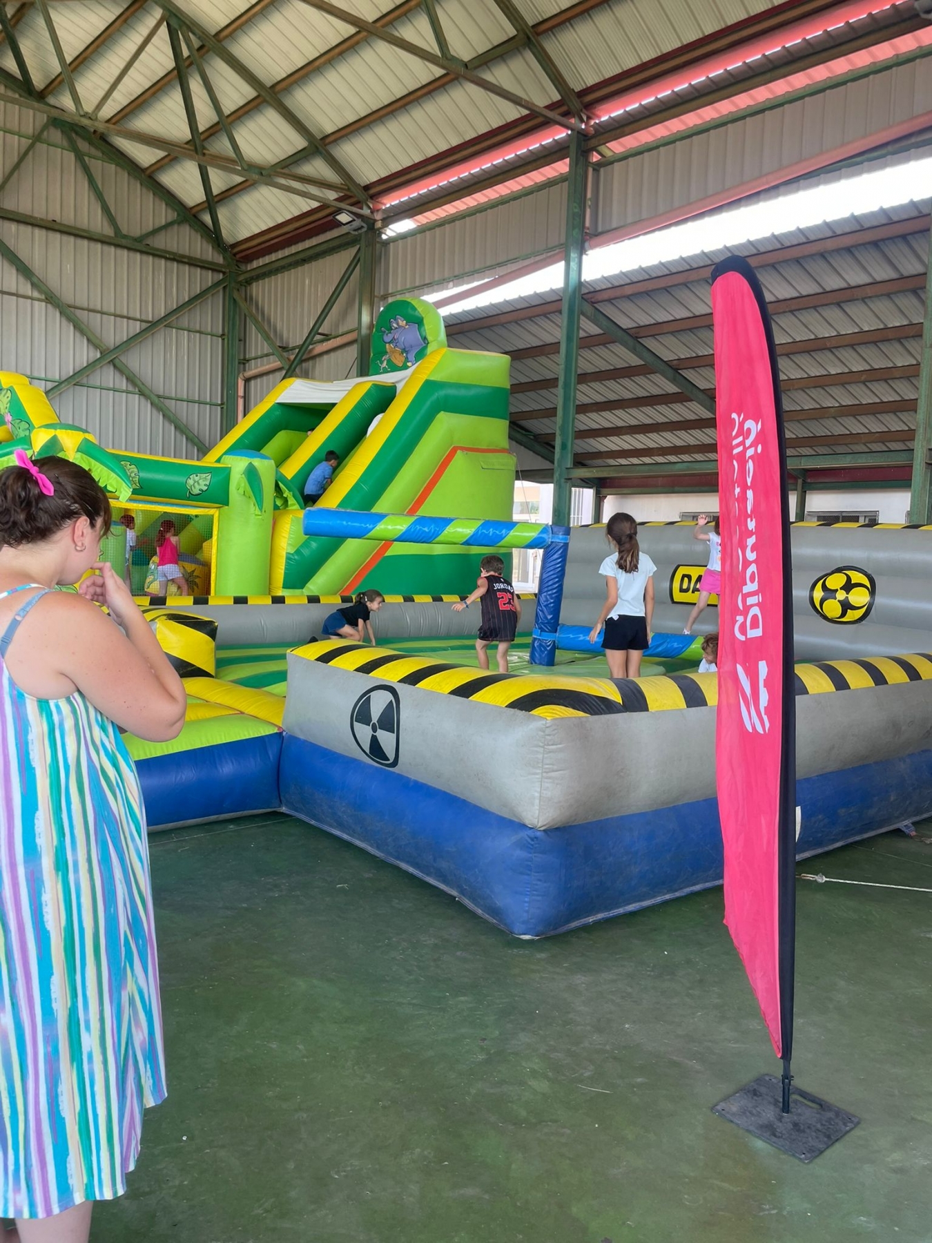 La Diputación de Castellón dinamiza la agenda cultural de la provincia durante el verano y lleva parques infantiles a 103 municipios